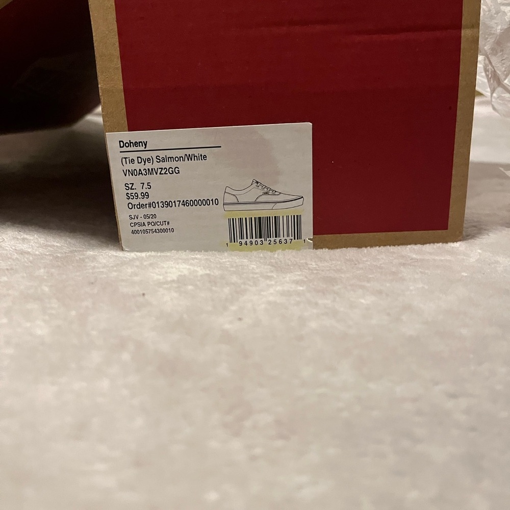 Vans - Picture 4 of 5